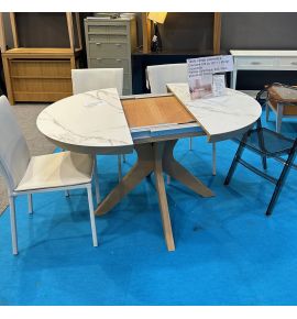 Table ronde extensible Tulipe d'exposition diamètre 105 cm - chêne et céramique